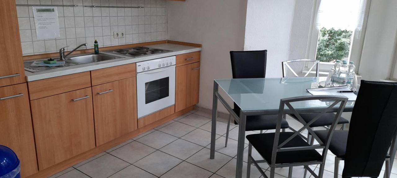 Apartment-Hotel Schillerplatz Виттенберге Экстерьер фото
