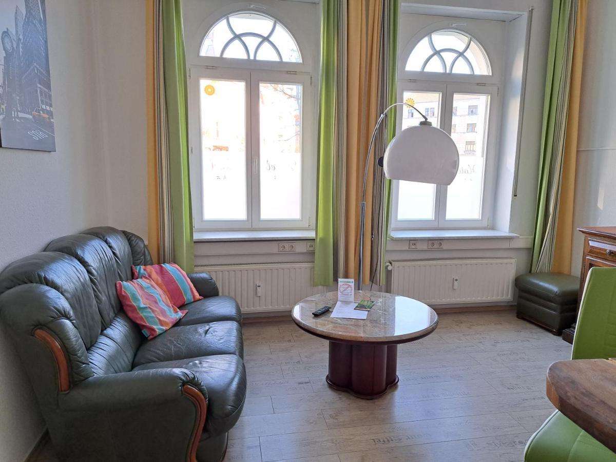 Apartment-Hotel Schillerplatz Виттенберге Экстерьер фото