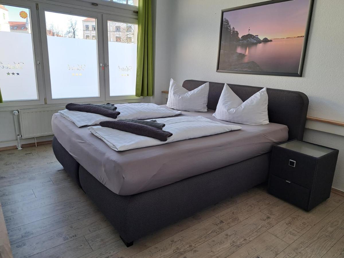 Apartment-Hotel Schillerplatz Виттенберге Экстерьер фото