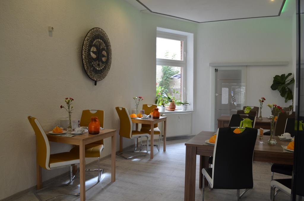 Apartment-Hotel Schillerplatz Виттенберге Экстерьер фото